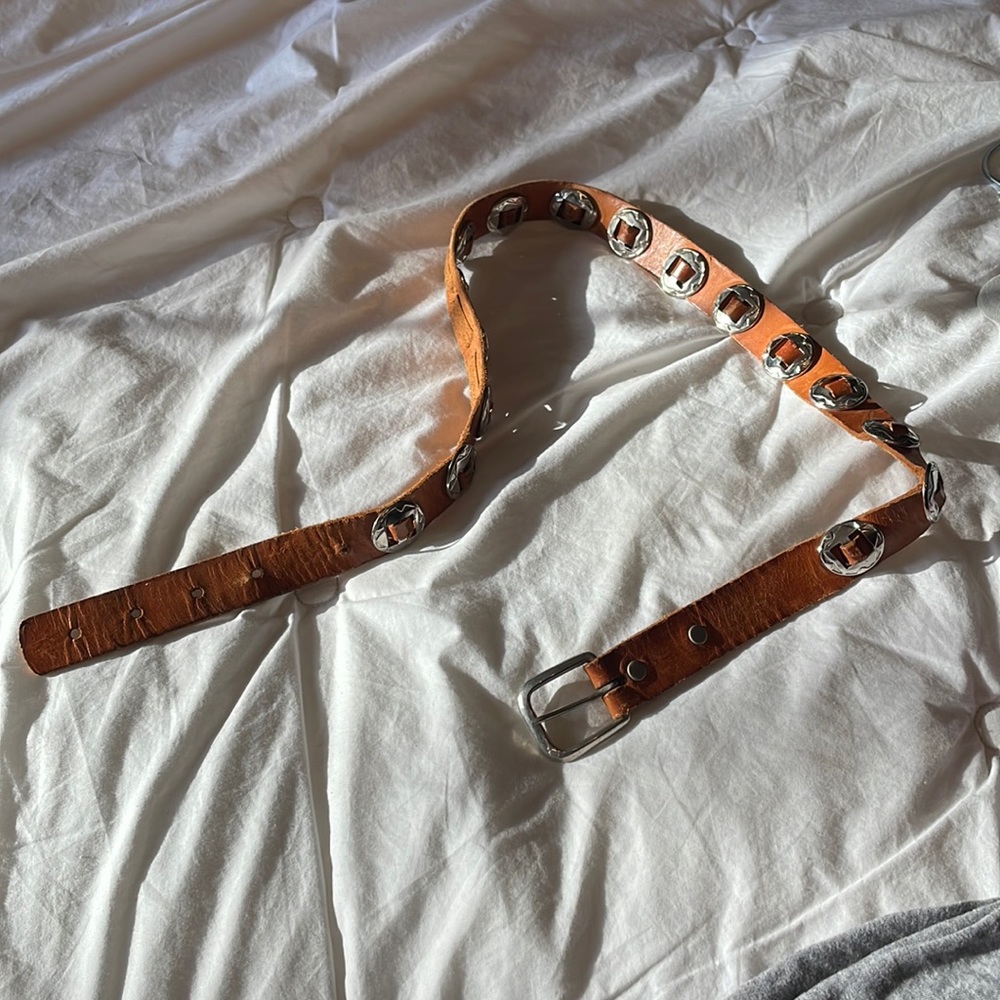 Light brown leather belt